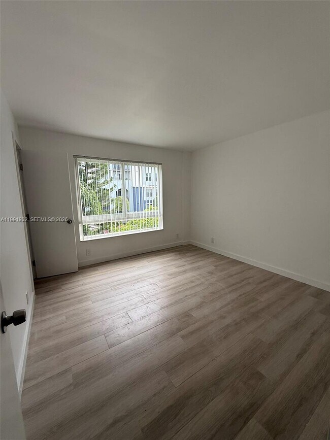 Building Photo - 7251 SW 82nd St