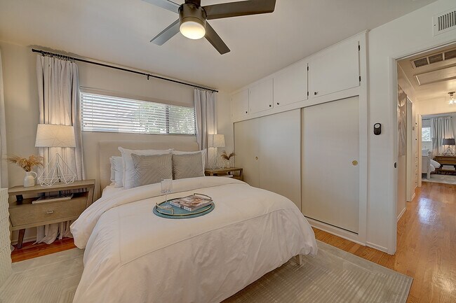 Building Photo - 444 N Shattuck Pl