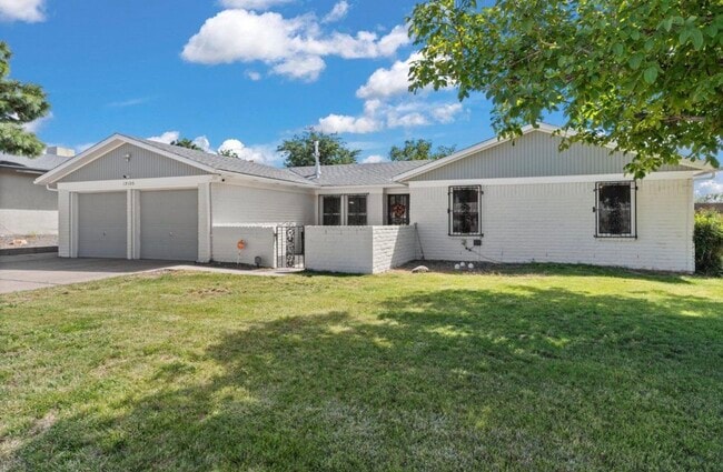 Building Photo - 12100 Woodland Ave NE