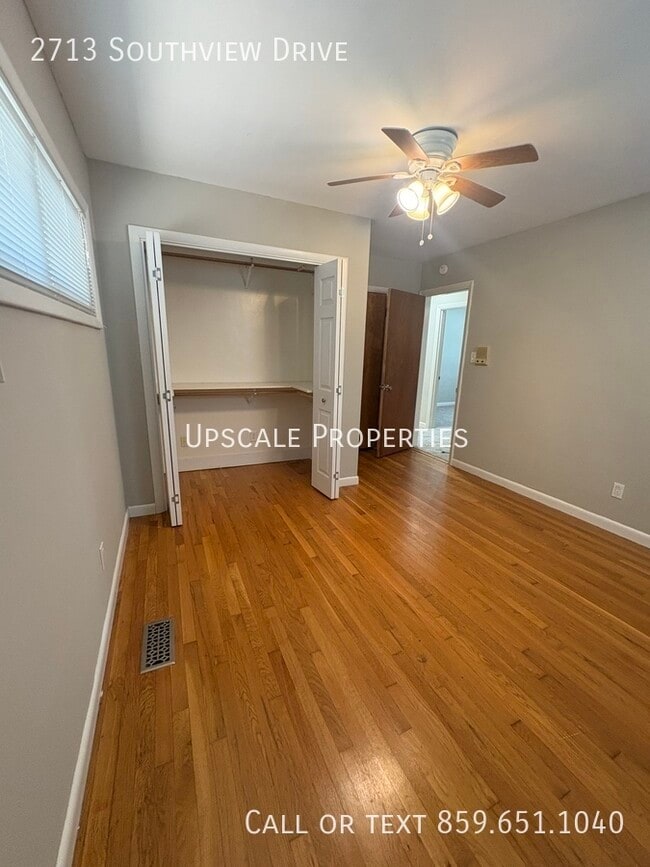 Building Photo - 2713 Southview Dr