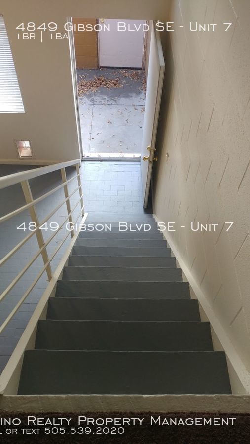 Building Photo - Cute 1 Bedroom 1 Bathroom Loft!