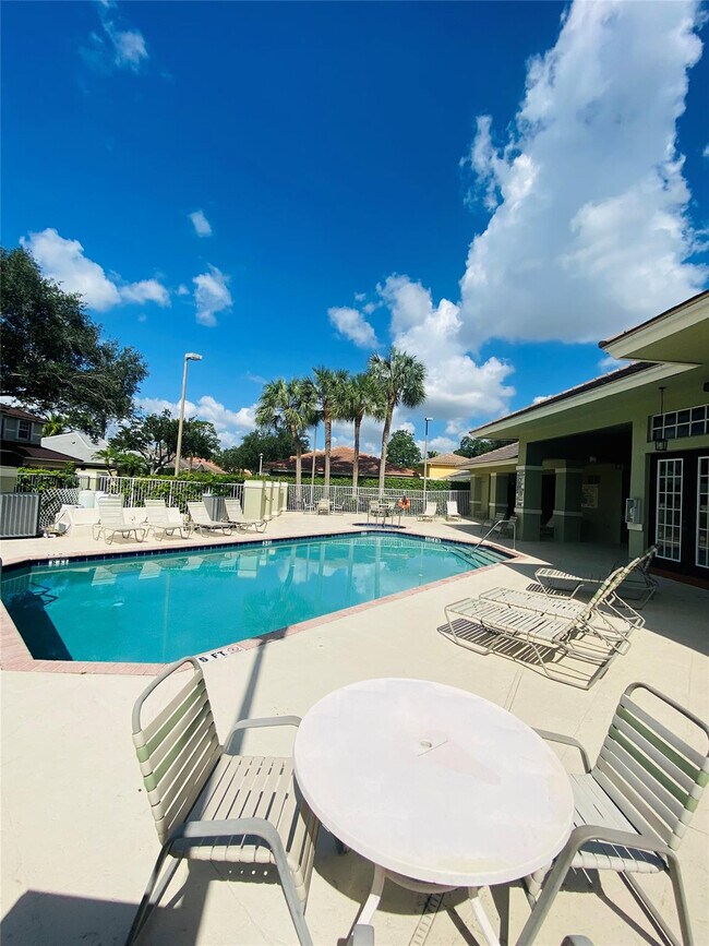 Building Photo - 3595 Sahara Springs Blvd