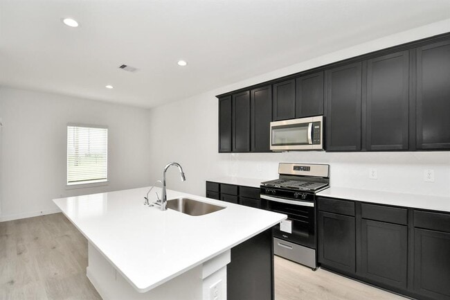Building Photo - 3843 Pierce Pl Ln