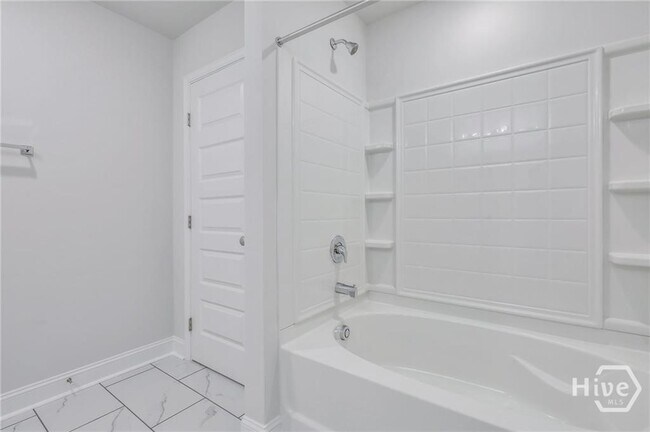 Building Photo - 524 Gov Treutlen Cir