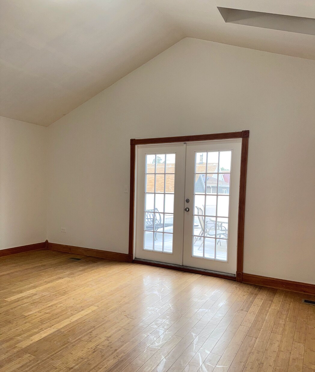 Building Photo - 1814 W Pershing Rd