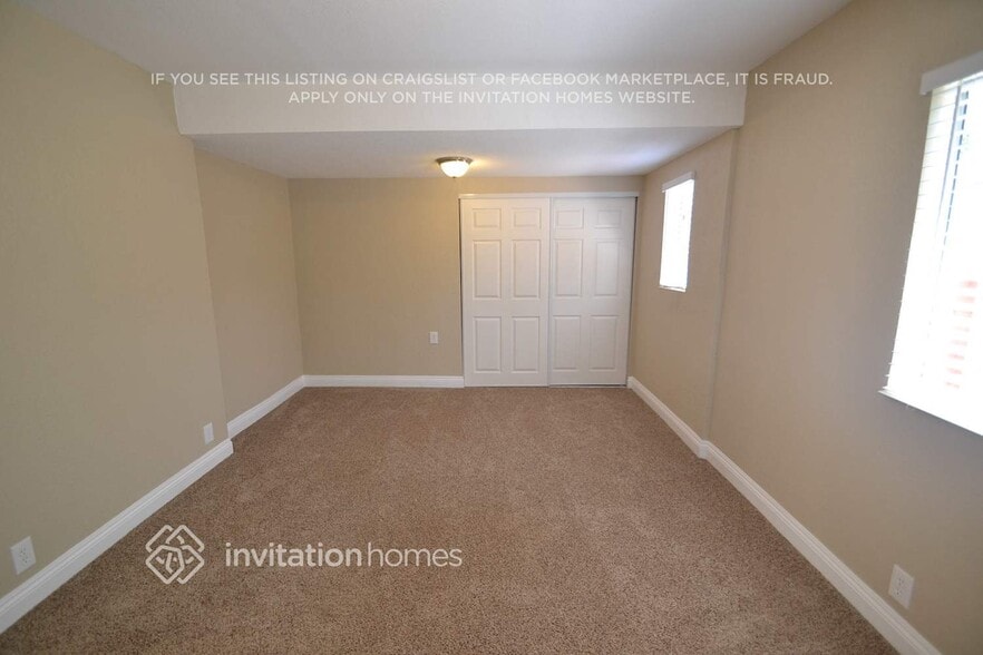 Building Photo - 1440 E 52nd St