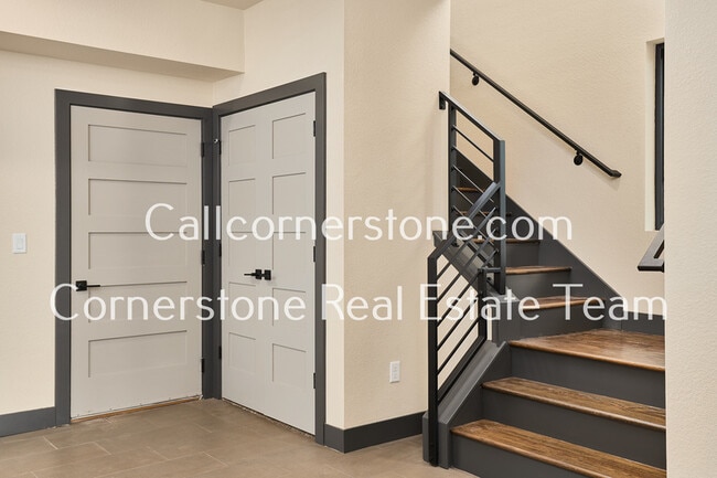 Building Photo - 3135 Trenton Pk Grv