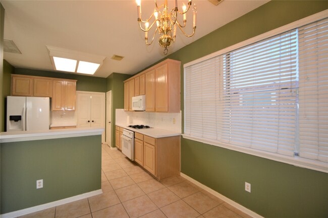 Building Photo - 15307 Amesbury Ln