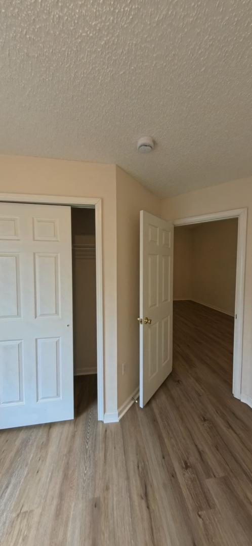 Building Photo - "Charming 3-Bedroom Retreat with 2 Full Baths on Hannah Stables Drive!"