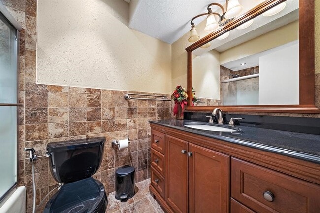 Building Photo - 12633 Memorial Dr