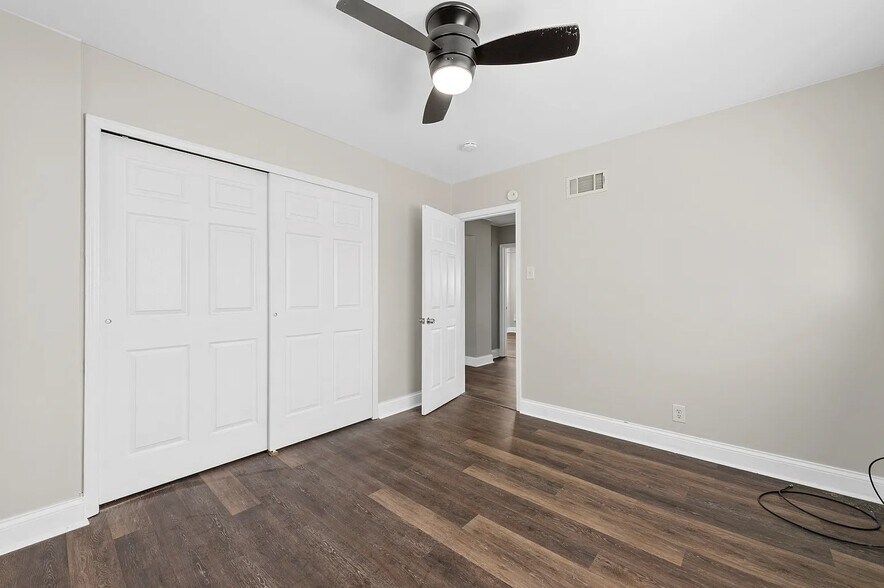 Building Photo - 7346 Canton Ave