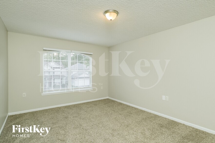 Building Photo - 723 Candlebark Dr