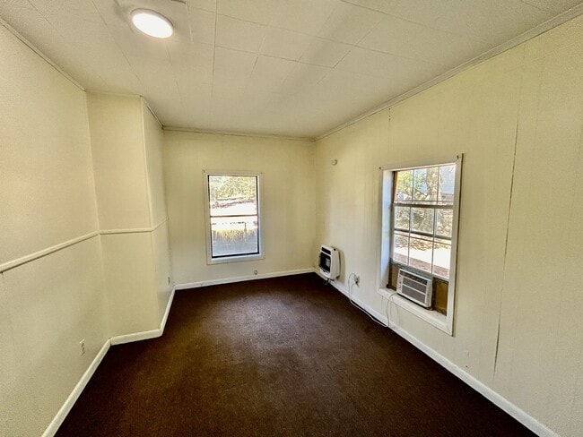 Building Photo - 18541 County Rd 1500