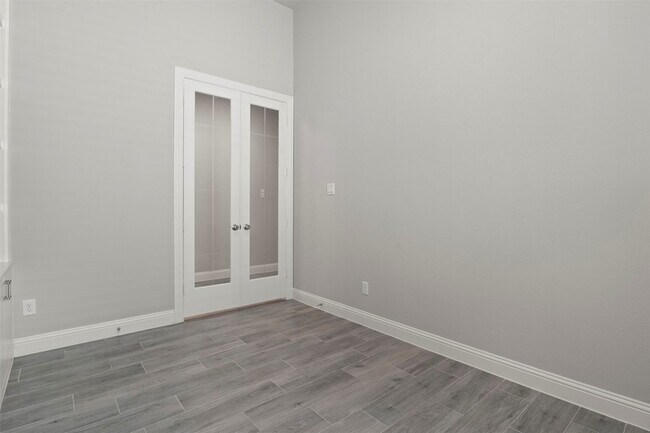 Building Photo - 1314 20th St