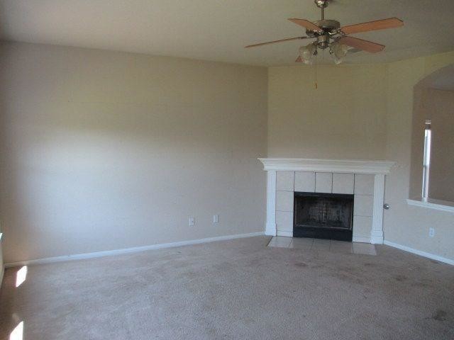 Building Photo - 11213 Barn Owl Dr