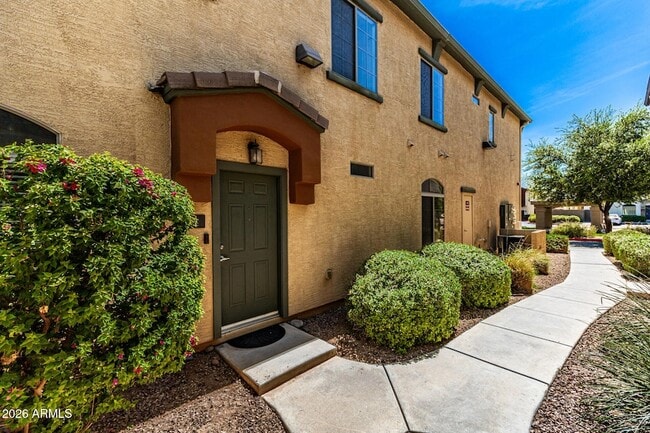 Building Photo - 2727 N Price Rd