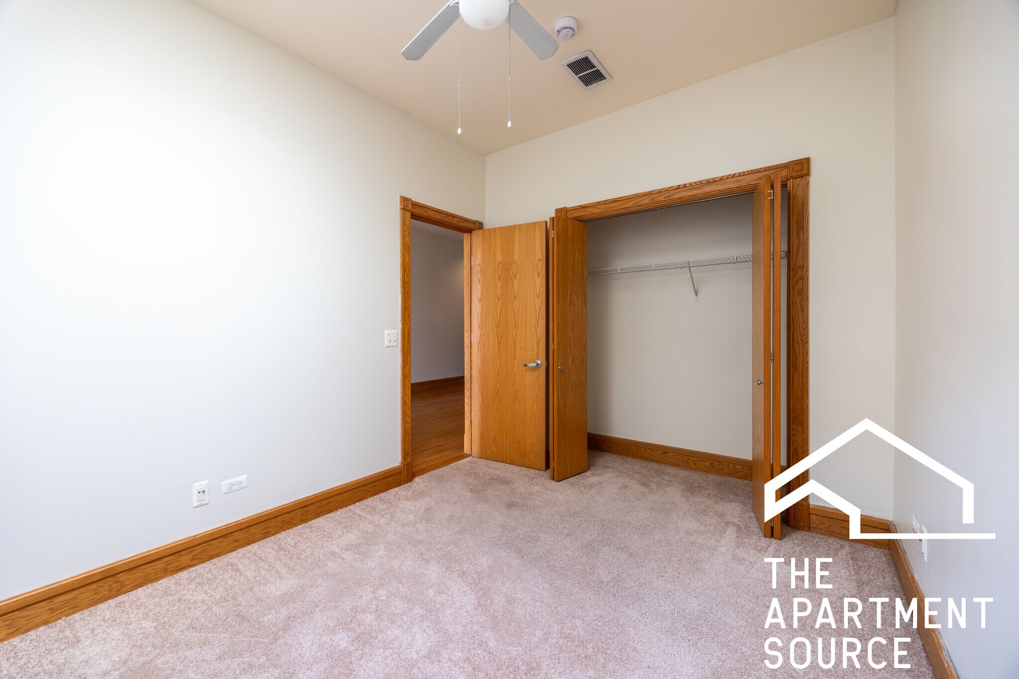 Building Photo - 1162 W Grand Ave