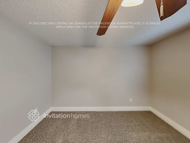 Building Photo - 8355 Avens Cir