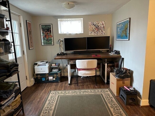 Building Photo - 66-68 Summit St