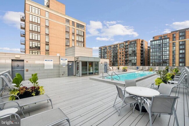 Building Photo - 437 New York Ave NW