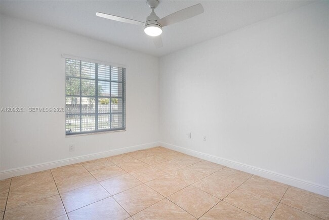 Building Photo - 1581 SW 155th Ct