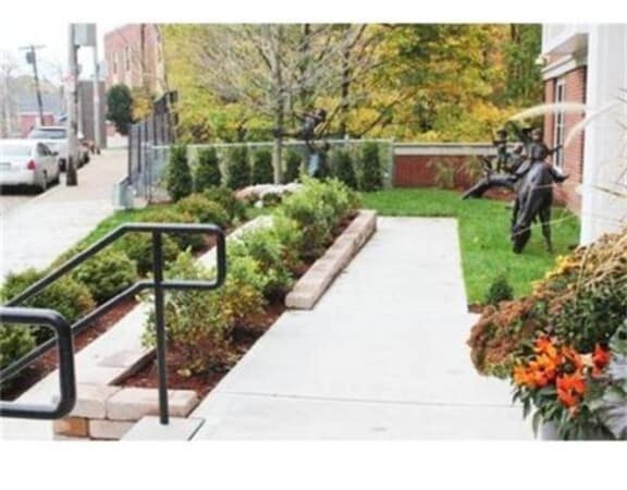 Building Photo - 446 Belgrade Ave