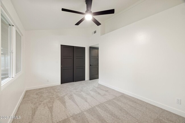 Building Photo - 1216 W Rovey Ave