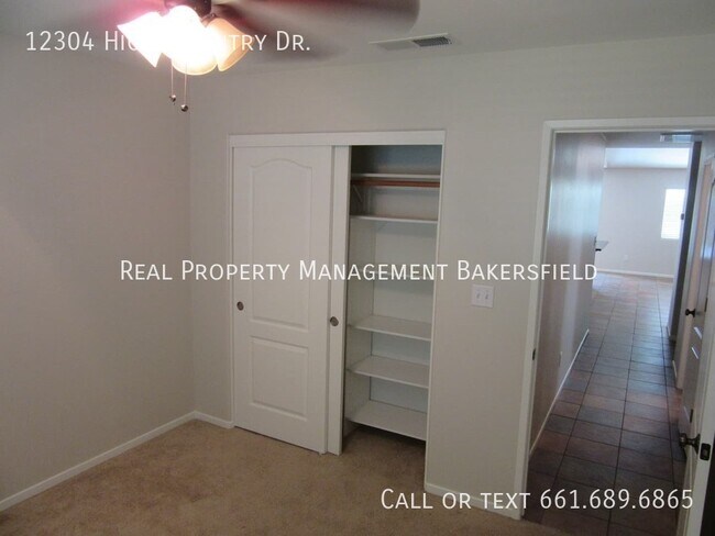 Building Photo - 12304 High Country Dr