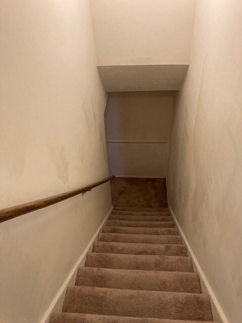 Building Photo - 1510 Burcham Dr