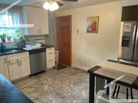 Building Photo - 85 Brayton Rd