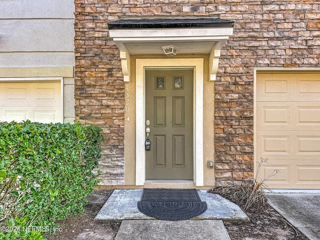 Building Photo - 4320 Ellipse Dr