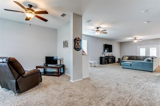 Building Photo - 5404 Thornbush Dr