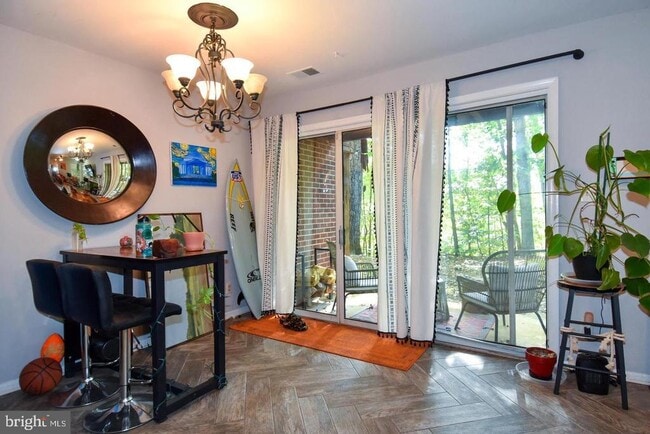 Building Photo - 11100 Beaver Trail Ct