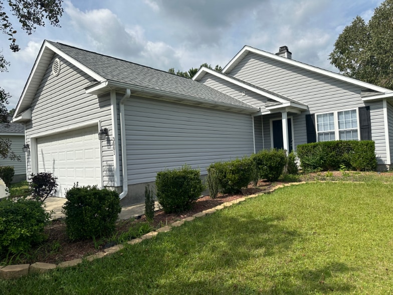 Primary Photo - 3001 Satterfield Dr