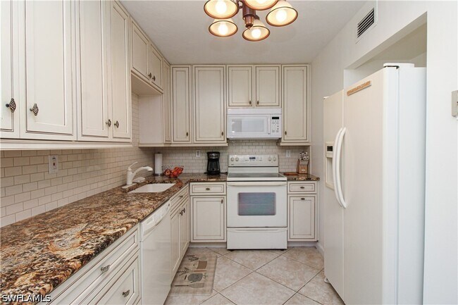 Building Photo - 1510 Mainsail Dr