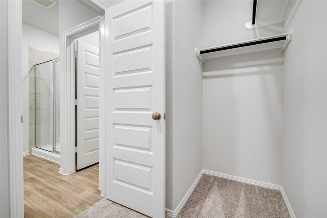 Building Photo - 5722 Fresh View Ct