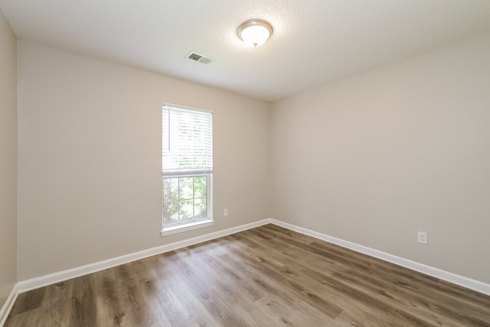 Building Photo - 2458 Kindlewood Dr