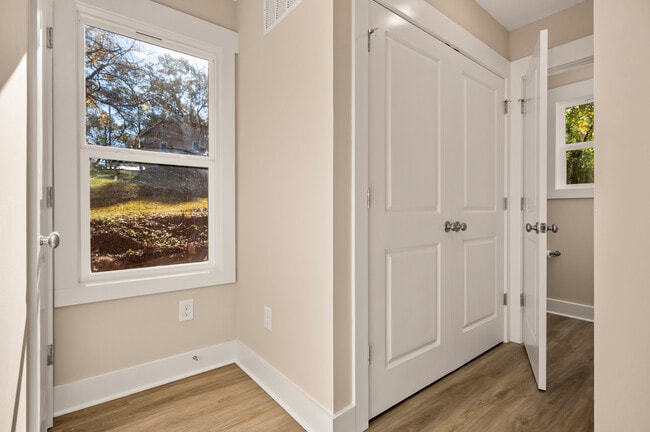 Building Photo - 143 Luckado St