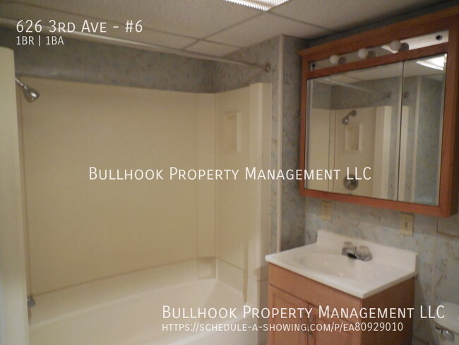 Building Photo - 1bd apt secure building,  close to MSU N &...