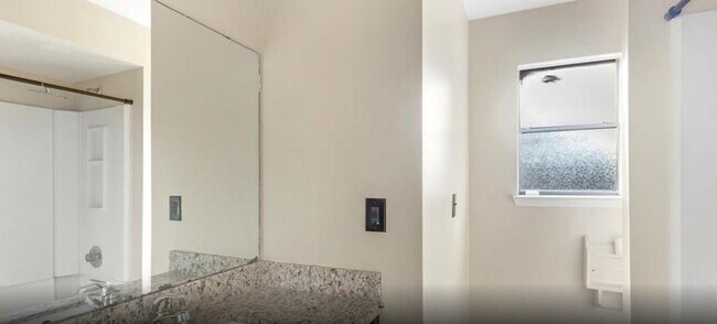 Building Photo - 7851 Battlepine Dr