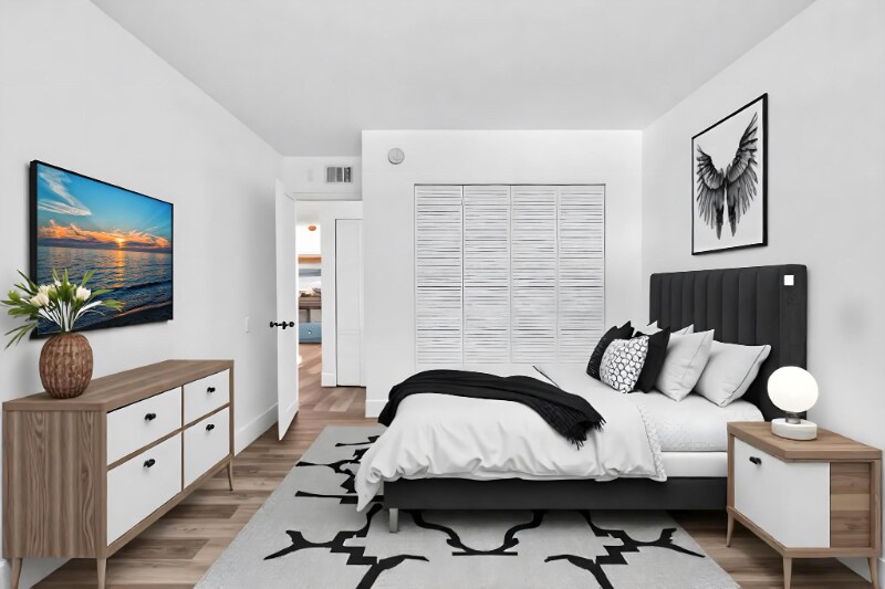 Building Photo - 803 SW 15th Ave