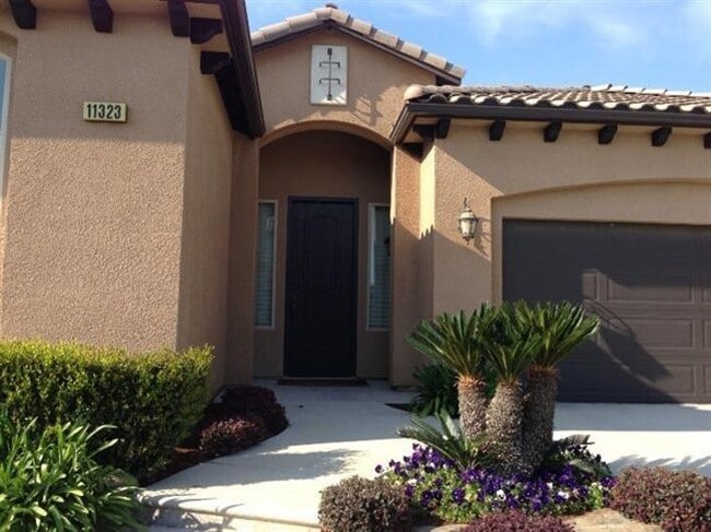 Building Photo - 11323 N Via Ventana Way