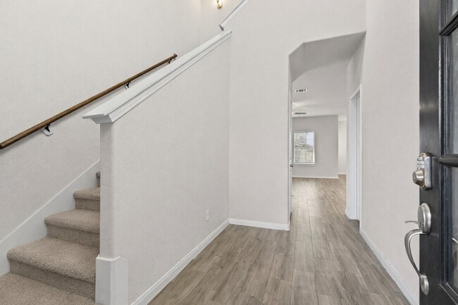 Building Photo - 1214 Mira Mar Ct