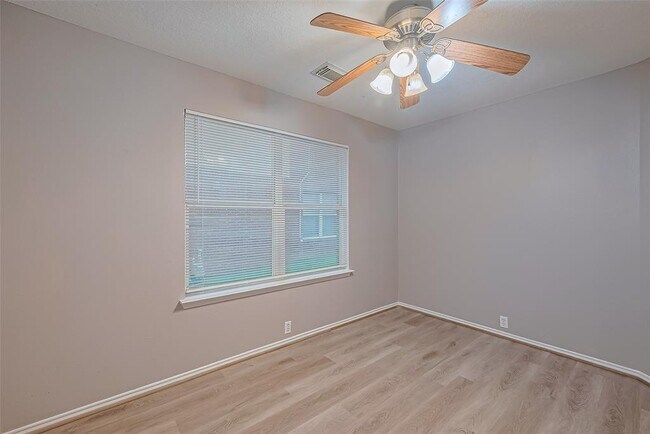 Building Photo - 4826 Cliffpoint Ct