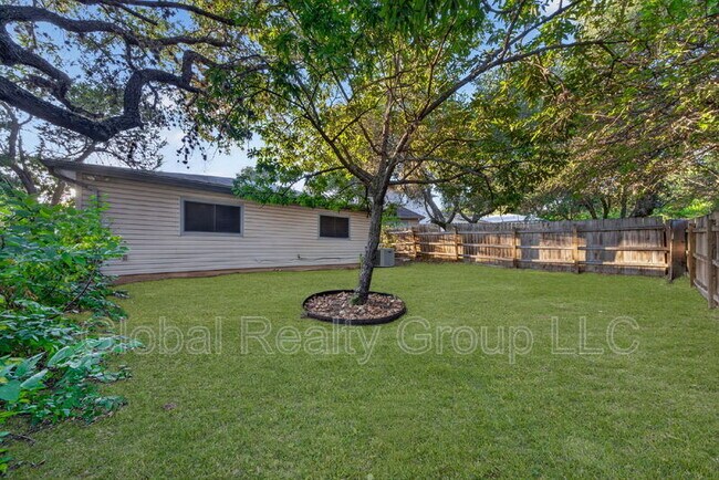 Building Photo - 12914 Ocean Glade