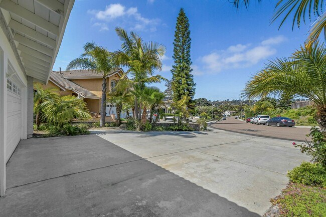 Building Photo - Encinitas Gem with Serene Backyard Pool - Available Dec. 1, 2025