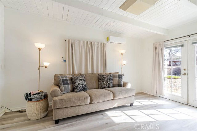 Building Photo - 1432 West Ave