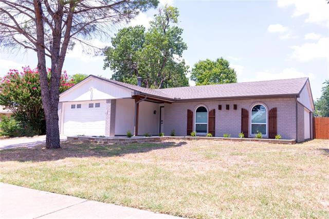 Primary Photo - 521 Windsor Dr