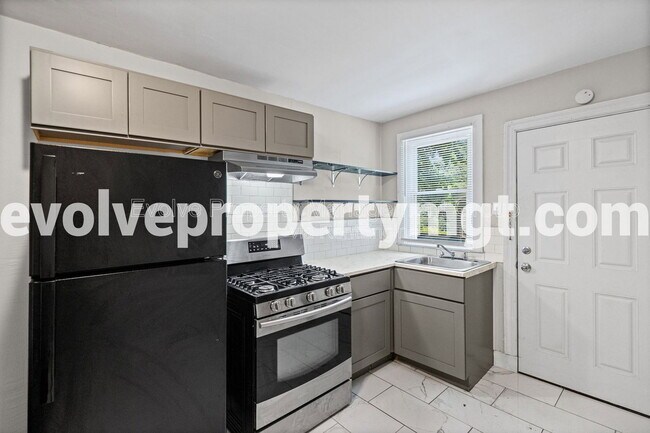Building Photo - 4091 Tutwiler Ave