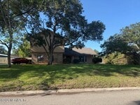 Building Photo - 2295 Foxwood Dr